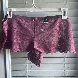 TORRID MAUVE FLORAL LACE CHEEKY PANTY SIZE 4 NWT